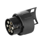 Adapteri vetokoukun pistorasiaan 7->13, Thule 9906